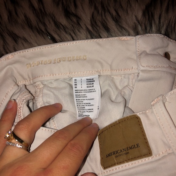 AMERICAN EAGLE Light Pink Hi-Rise Distress Jegging - Picture 7 of 9